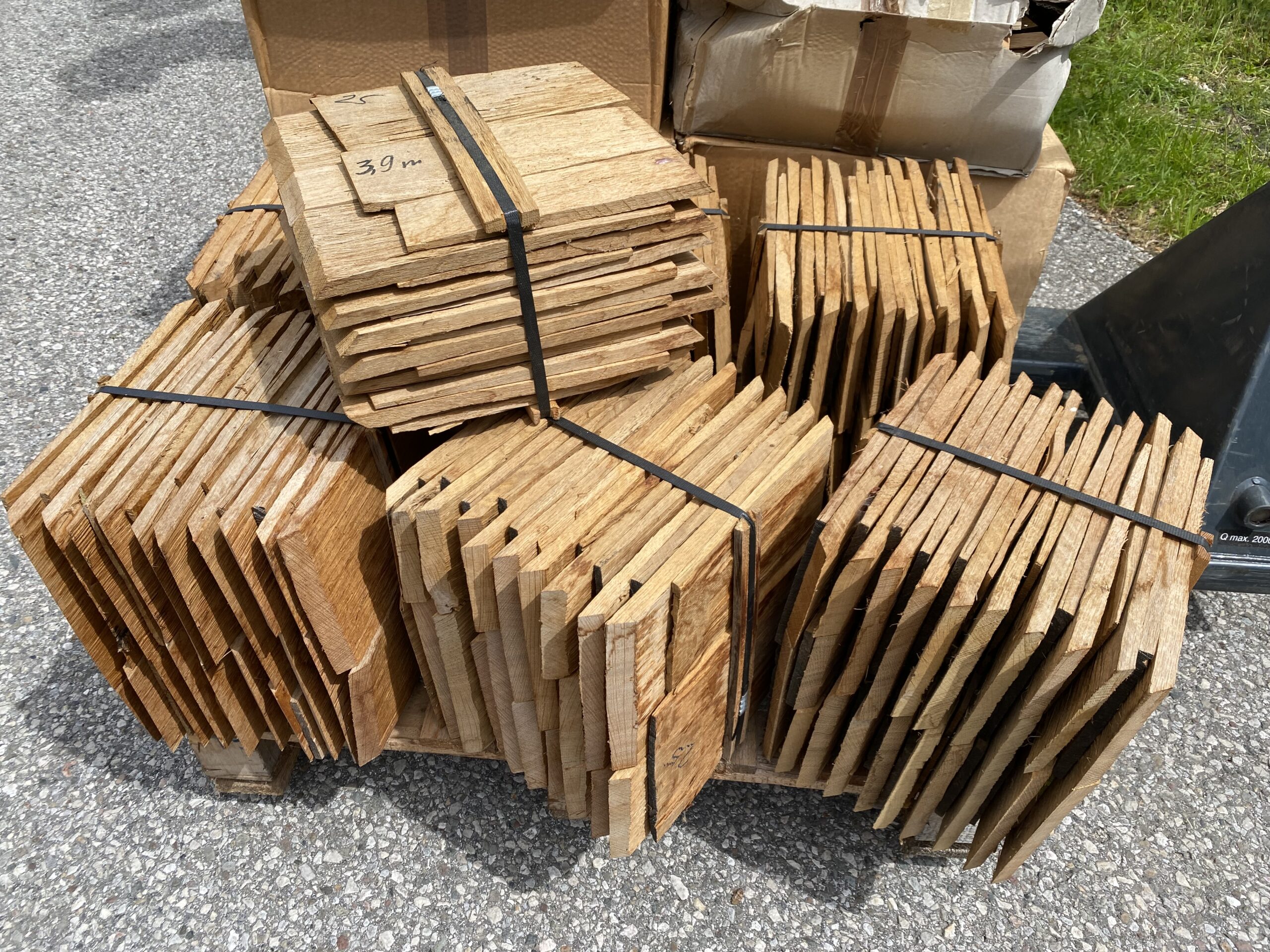 RESTPOSTEN TOP-SCHNÄPPCHEN! Eichenschindeln gespalten | 25 und 30 cm lang in 13-15mm Dicke