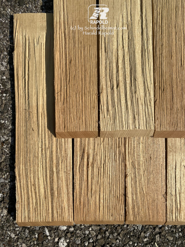 Robinienschindeln gespalten | 40 cm lang (Wand).