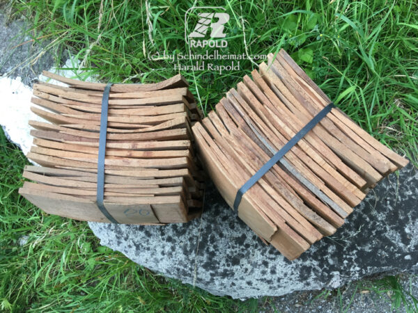 gebogen-gespaltene Zedernschindeln | 20 cm lang für besondere Einsatzzwecke. – Bild 2