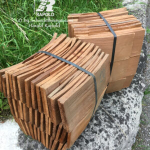 gebogen-gespaltene Zedernschindeln | 20 cm lang für besondere Einsatzzwecke.